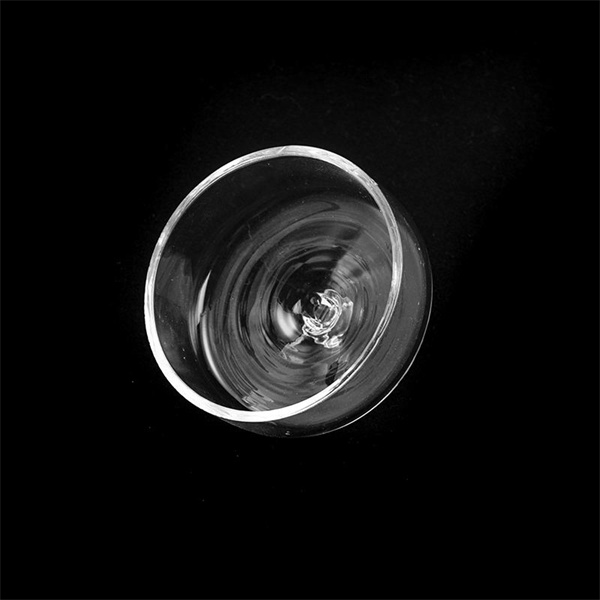 Exploring the superior thermal shock resistance of fused quartz crucibles
