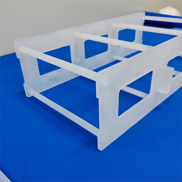 How quartz wafer boats help facilitate the growth of crystal structures