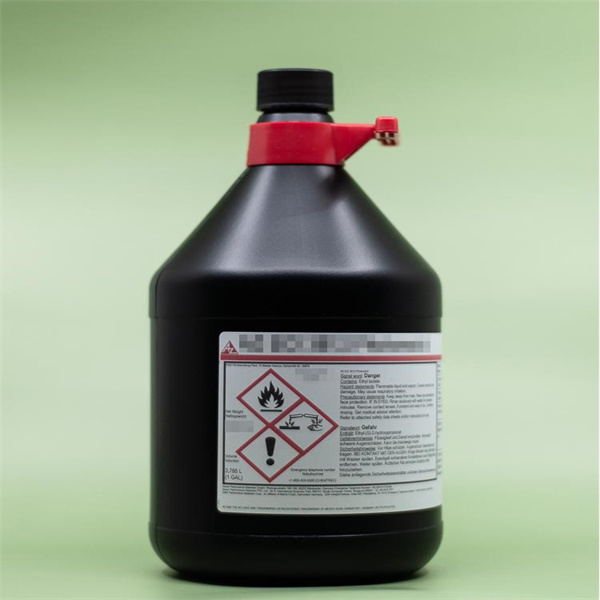 Advantages and limitations of using photoresist material