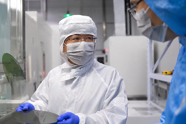 Semixlab Founder Dr. He Shaolong Featured on CCTV’s “Vibrant China Research Tour”