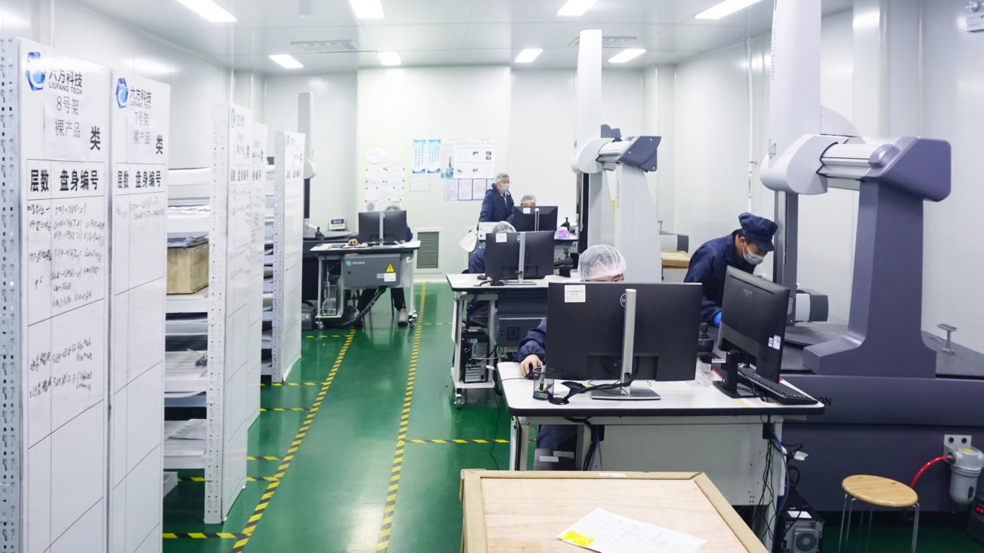 SemiXLab clean‑room lab